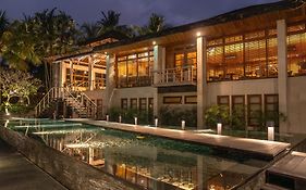 Chapung Sebali Resort